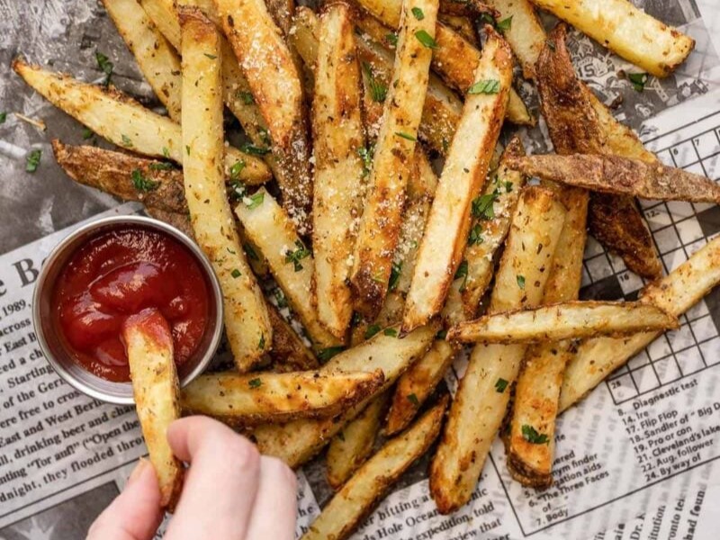 Fries with ketchup